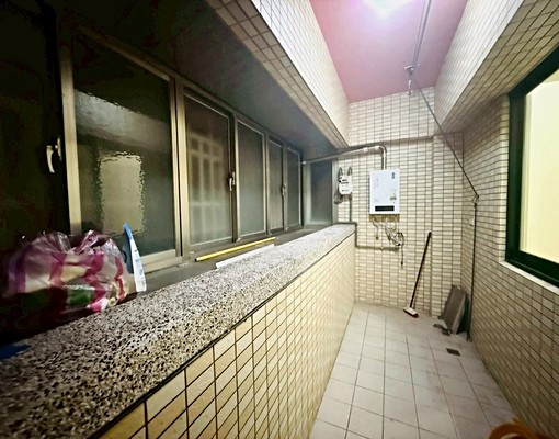 蘆洲🚄租補戶籍🌟平車可租🌟垃圾代收🗑️空間寬敞🌟 - Image 15