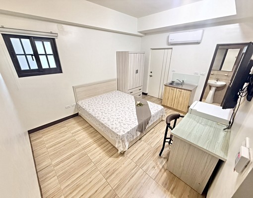 ✨稀有可貓咪✨鄰近東區74✨陽台獨洗✨機車位✨ - Image 2