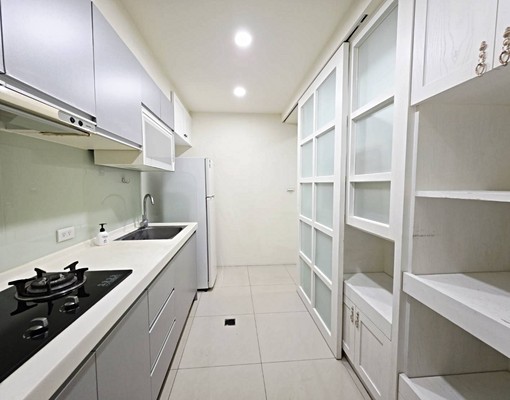 近園區關新商圈寬敞精美裝潢3室含車位(可停休旅車) - Image 4