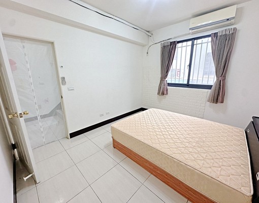 新光田醫院旁💖沙鹿秒殺整棟透天🉑租補🉑養寵✨汽車停兩台 - Image 7