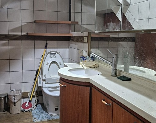 近中科大學，沙鹿整棟透天超大間5房前院停車 - Image 11