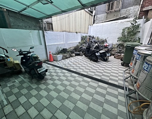 中國醫🌺可寵🌺租補🌺獨洗凸窗曬🌺機車位先停先贏🌺 - Image 1