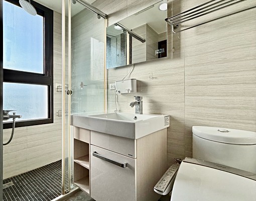 溫馨奢華🔥傢俱全配✅雙衛浴設備✨市場最低價💯 - Image 9