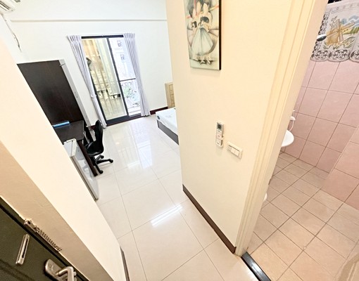 稀有釋出💖雙租屋補助✨台電計價✨衛浴開窗✨絕美採光✨逢甲 - Image 6