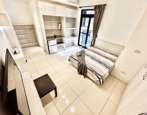 西區教育大學💕整棟超級新✨可租補✨大露台✨汽車位可租 - Image 1