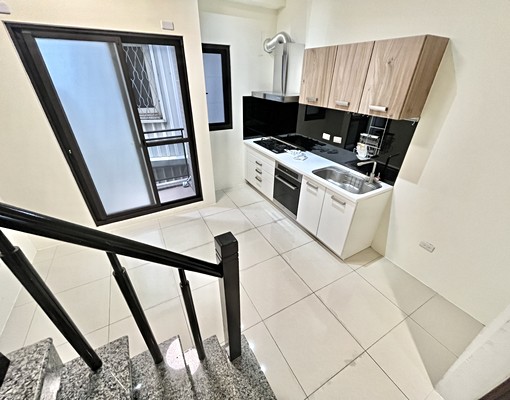 整棟四房🔥可貓狗⭐租補入籍⭐1樓車庫 - Image 5