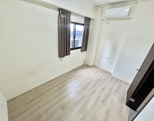 整棟四房🔥可貓狗⭐租補入籍⭐1樓車庫 - Image 11