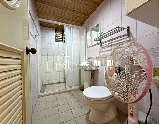 💥乘加兆怡穎💥東區南紡走路就到超大空間平車💥 - Image 7