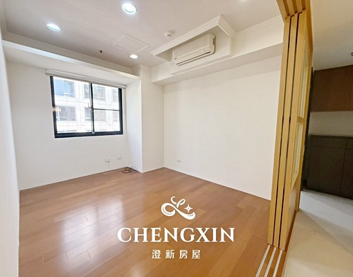 坪數超大美四房🌹管理市代收包裹🌹垃圾集中處理 - Image 10