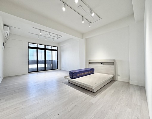 超大坪數✨正一房一廳✨可雙租補✨可貓可狗✨陽台獨洗✨流理臺 - Image 4