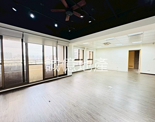 🍊誠億乃今🍊近捷運公園首席面公園可住可辦|租補入戶籍寵物 - Image 2