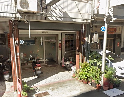 水安宮大英街/精美裝潢透天一樓沙發雙人大套房/可工作室可租補 - Image 11