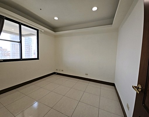 夢時代景觀2房空屋 - Image 5