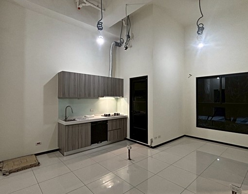 客運園區全新挑高1樓｜可住辦可營登可隔間夾層｜歡迎企業承租 - Image 5