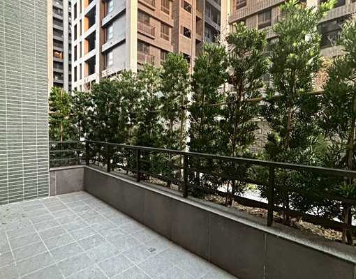 客運園區全新挑高1樓｜可住辦可營登可隔間夾層｜歡迎企業承租 - Image 8