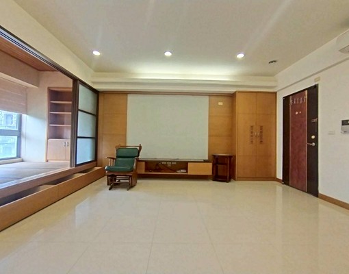 新店優質兩房電梯大樓整層住家/優質社區管理風景優美 - Image 4