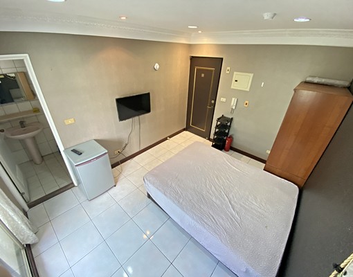 西屯台水電電梯套房有管理員代收包裹、可租補 - Image 3