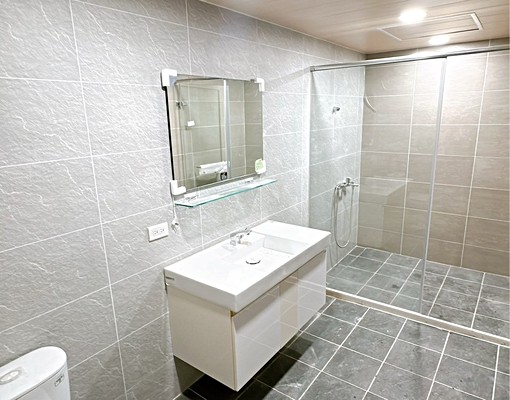 近耐斯百貨工作室商辦 - Image 9