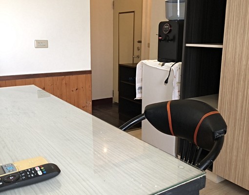 好市多正對面套房 - Image 1