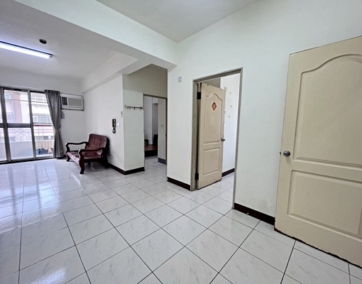 搶租~~遠眺山景採光大兩房全室開窗 - Image 4