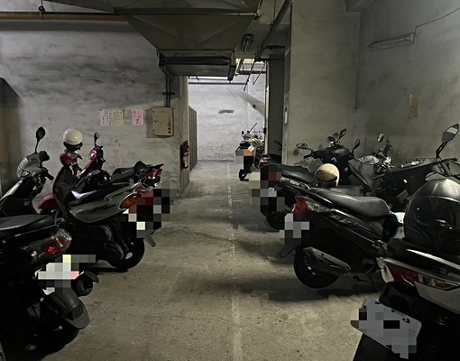 搶租~~遠眺山景採光大兩房全室開窗 - Image 13