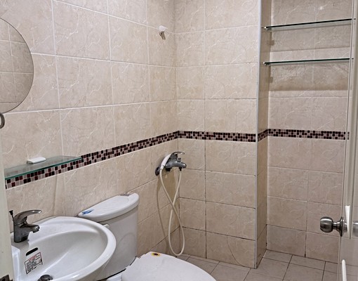 前金大陽台套房出租 - Image 10