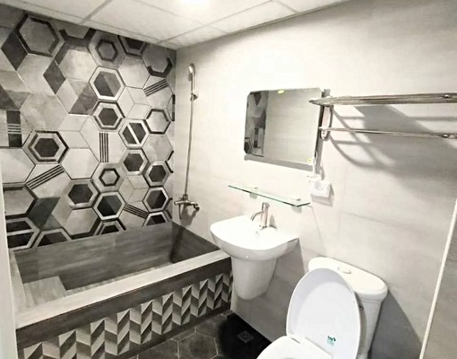 免仲介費~巨蛋鼎中文藻~景觀陽台大套房~約13坪獨洗曬可租補 - Image 8