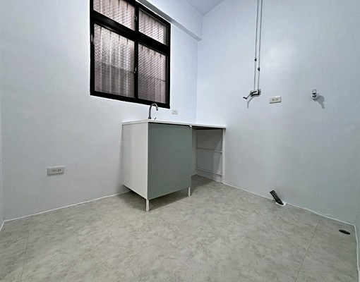 全新整理透天整層大套房/家電全配 - Image 4