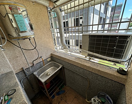 1年屋｜高大特區｜微美居｜邊間採光三房平車 - Image 6