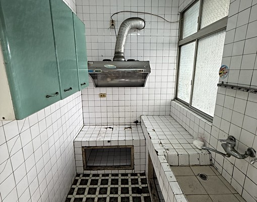 竹南科學園區四房美透天★租金平價★大空間 - Image 5