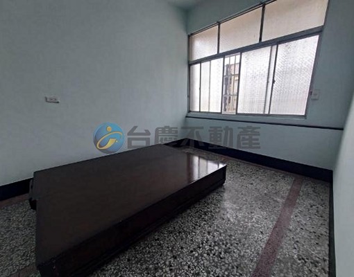 岡山公園西路優質透天店住 - Image 12