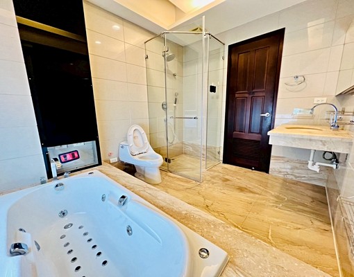 大墩豪宅🌟🉑報稅戶籍租補#專人管理丨專屬更衣間丨雙車位 - Image 12