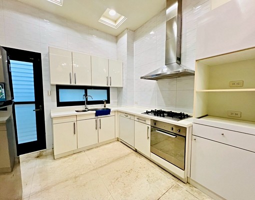 大墩豪宅🌟🉑報稅戶籍租補#專人管理丨專屬更衣間丨雙車位 - Image 15