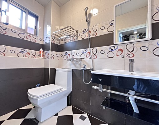 ~~永康裝潢美透天分租套房(可租補)垃圾集中~~ - Image 6