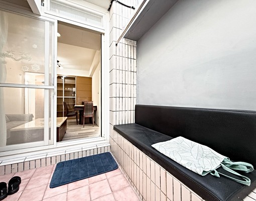 近中和站/獨立洗衣機陽台/流理台/1房1廳/採光佳 - Image 8