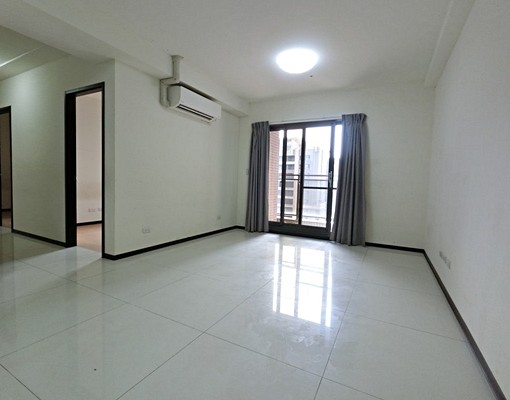 出租竹北大遠百(高峰匯)高樓採光大三房+平車 - Image 2