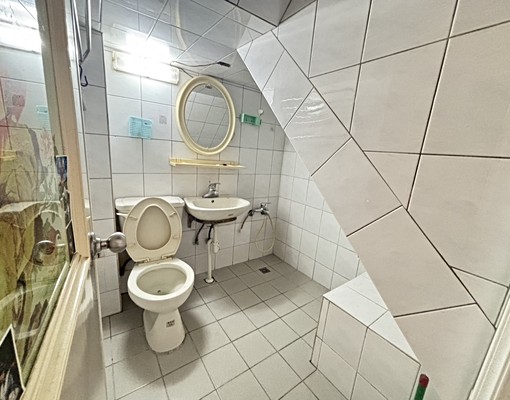 尊信🆕中正南路大透天可停雙車四房可租補可寵免仲介費!!! - Image 10