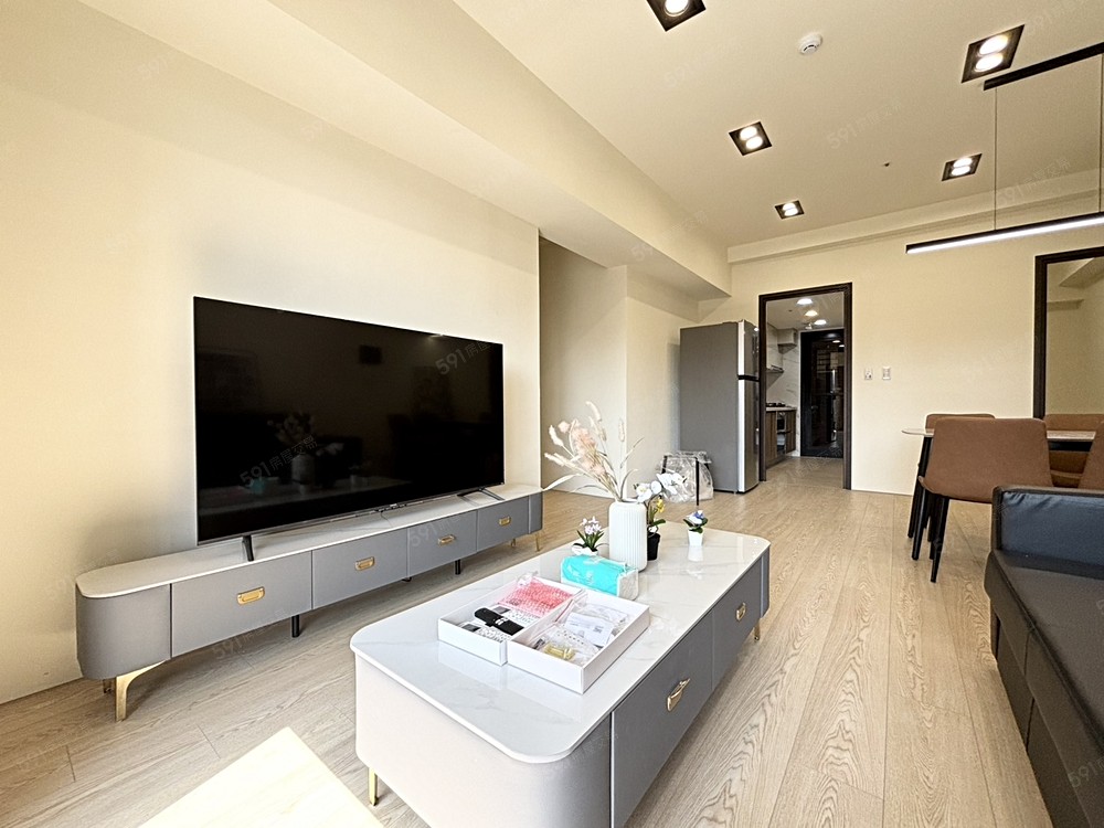 可租補報稅🔥輕奢現代風💖大三房全配✨俯瞰城市🌈 - Image 1