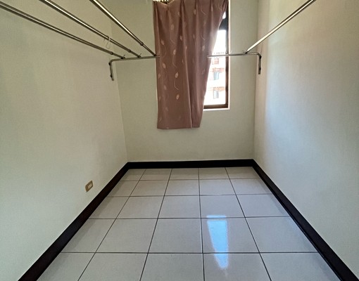 銀行樓上#近康橋~實惠租屋👍竹林路👍4房2廳2衛雙車 - Image 2