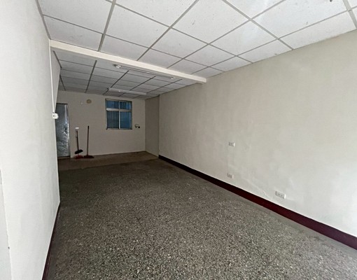 超便宜!近大里橋大里工業區住商兩用透天! - Image 4