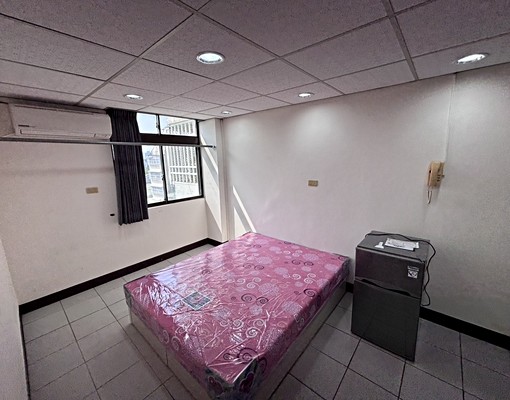 🌟民生南路-陽臺獨立套房-採光明亮-可租補💯 - Image 4