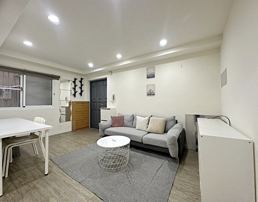 ⭐️東區近長榮中學三房可戶籍租補/寵⭐️ - Image 1