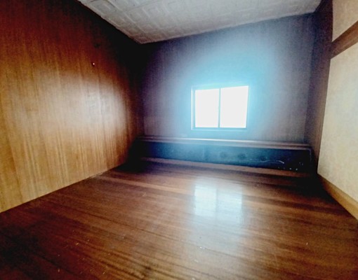 崇德北平雙商圈!整棟出租!前院停車!可租補!地32坪 - Image 11