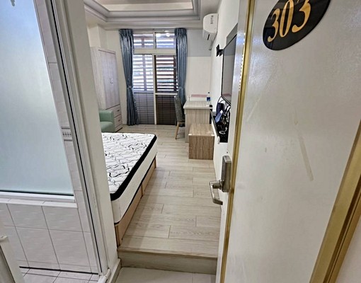 西屯區-超美套房-附陽台-可貓-可雙租補 - Image 3