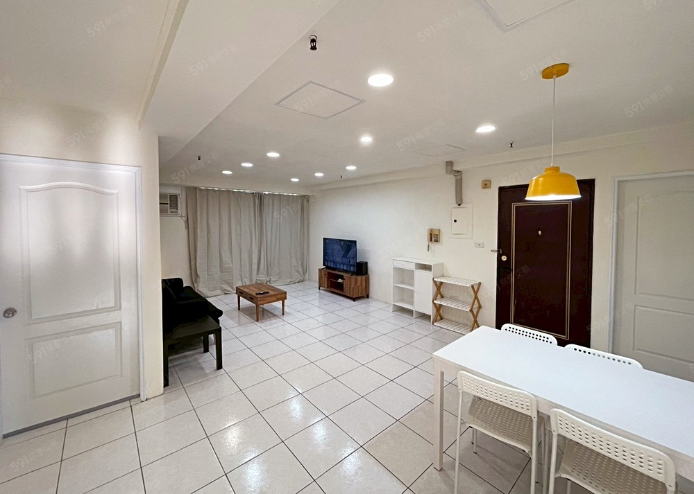 ikea餐桌組、餐桌吊燈