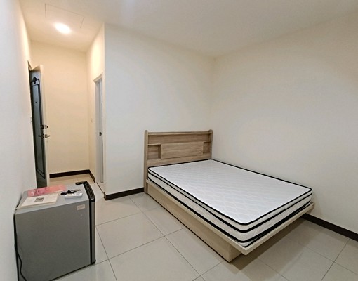 近汐科站遠雄可租補一樓小資族溫馨套房大空間 - Image 3