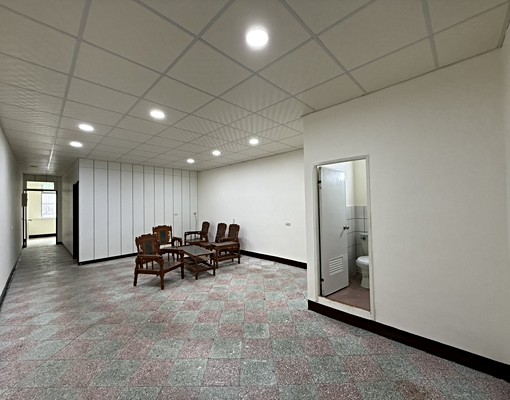 社宅/免仲/補助/健行科大中原生活圈大坪數透天可停2台車 - Image 6