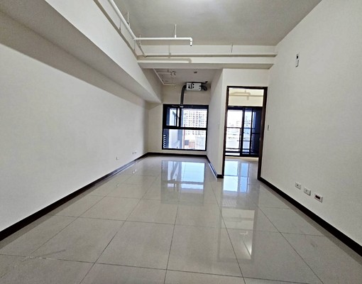 苓雅全新1+1房一廳~含管可租補!皇普摩天100 - Image 3