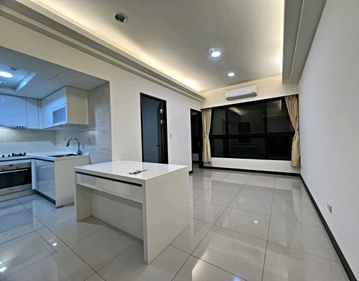 洲子洋2房車 - Image 1