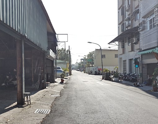 鳳中青年國中鳳山行政中心家樂福一樓套房 - Image 12